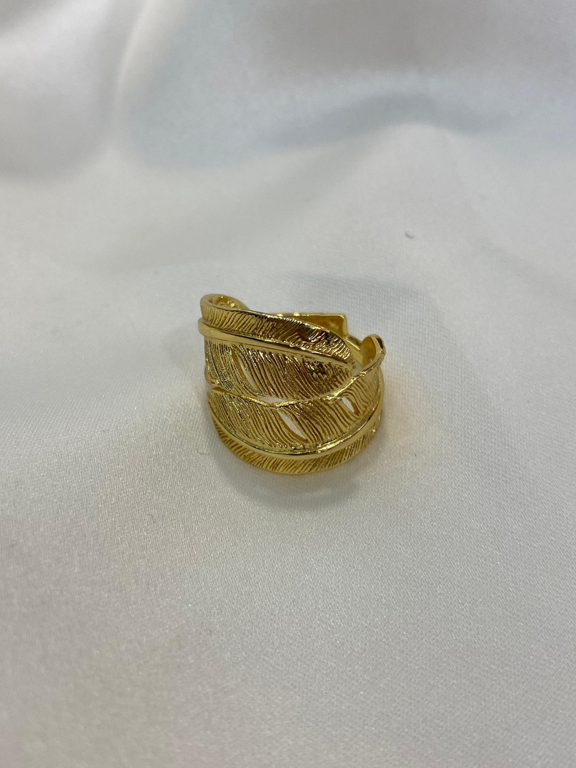 Anillo hojas doble