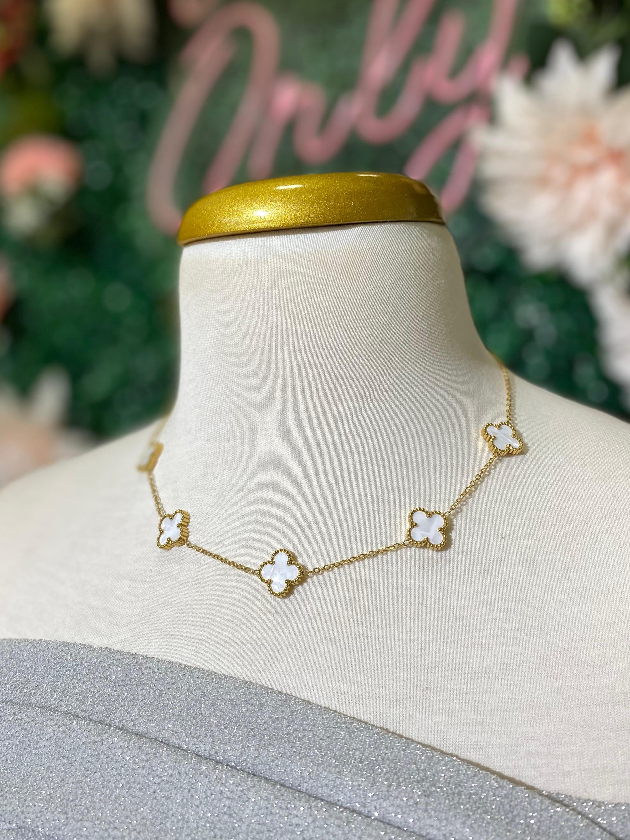 Collar Treboles