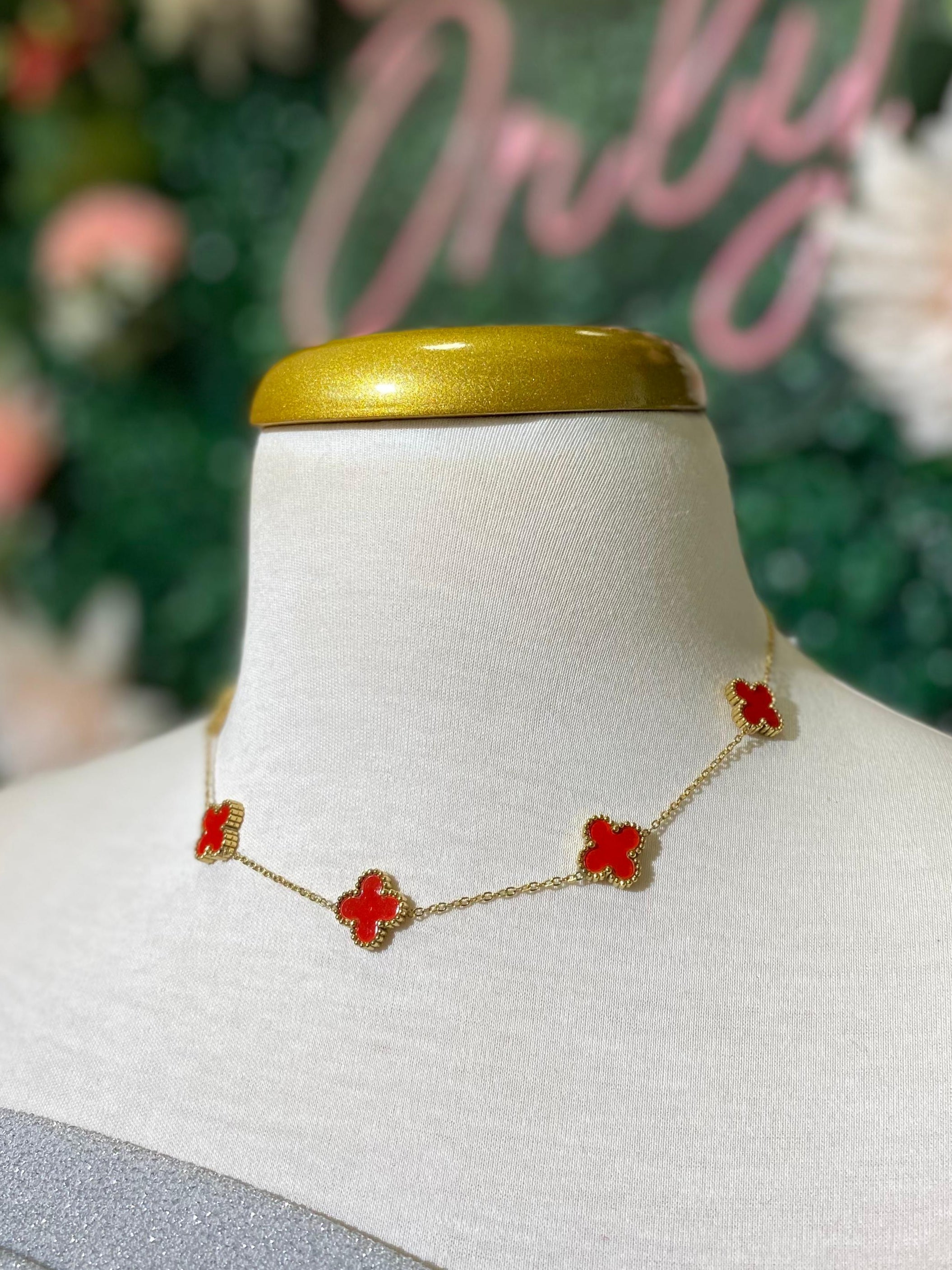 Collar Treboles