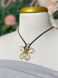 Collar / Chocker Flor 2