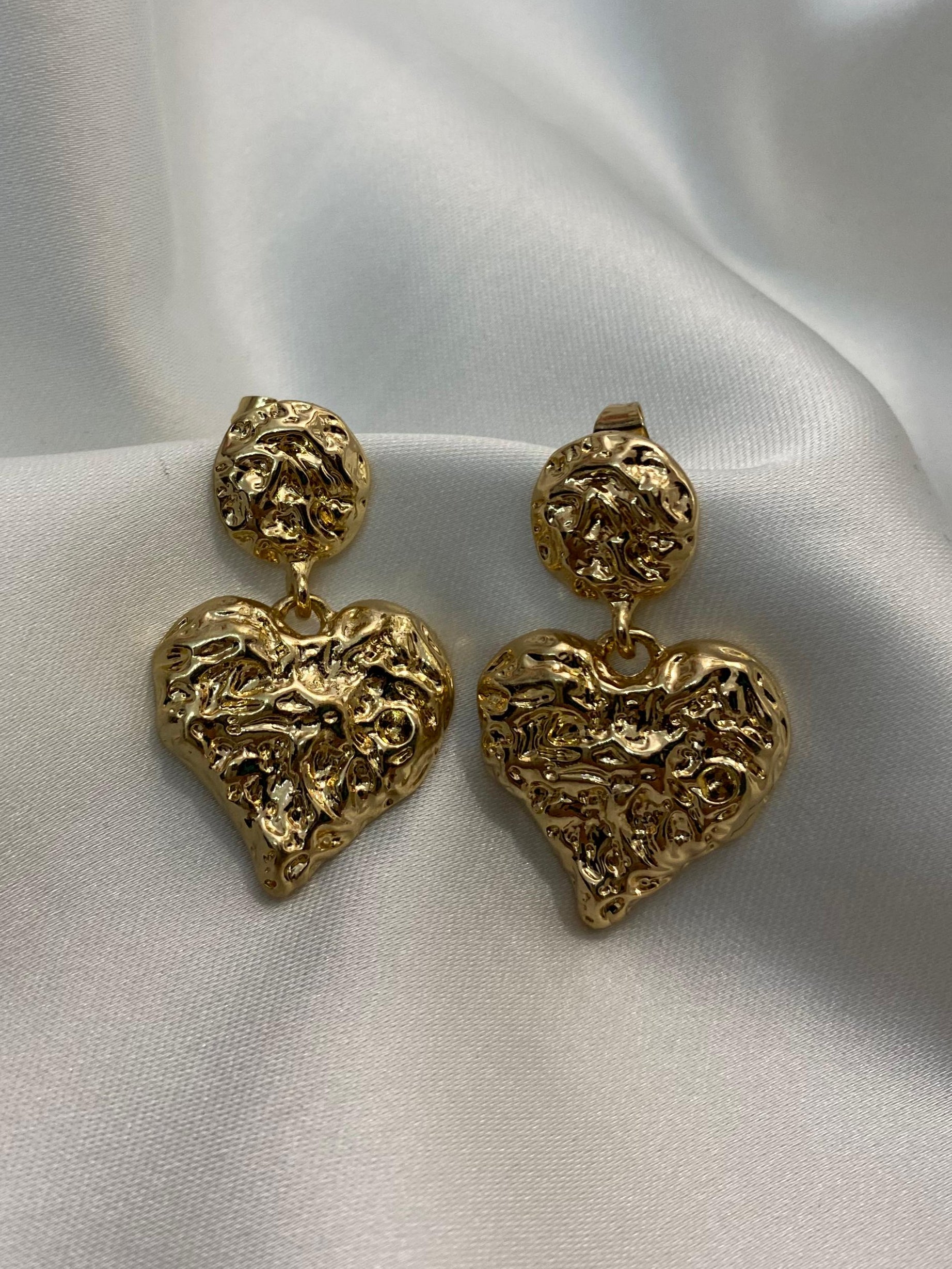Aretes corazon doble caida