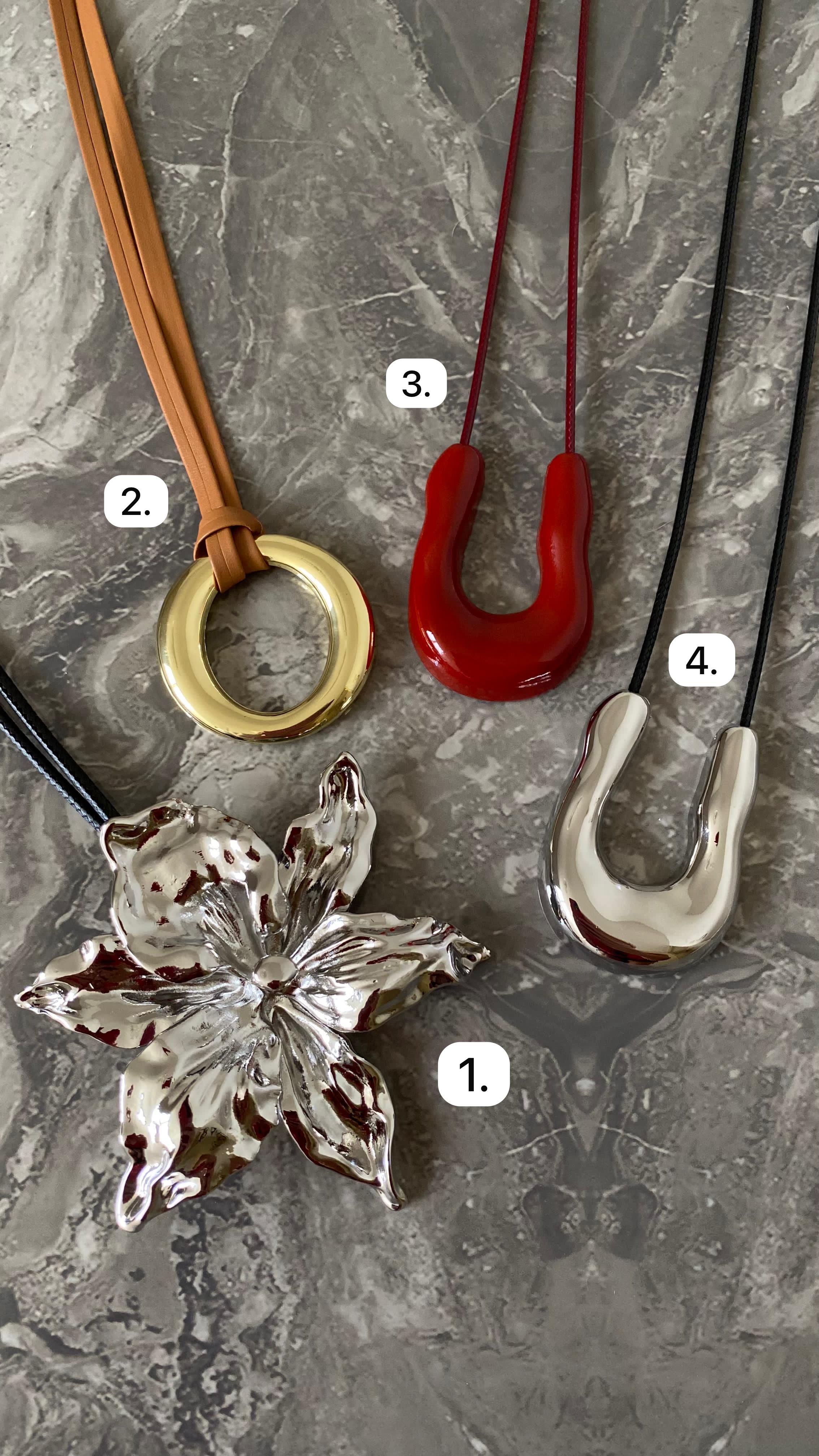 Collares variados